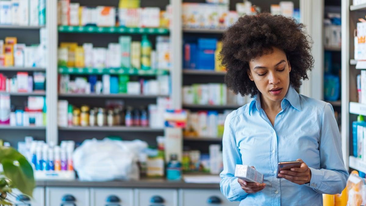 HSA vs FSA comparison showing key differences in healthcare savings accounts