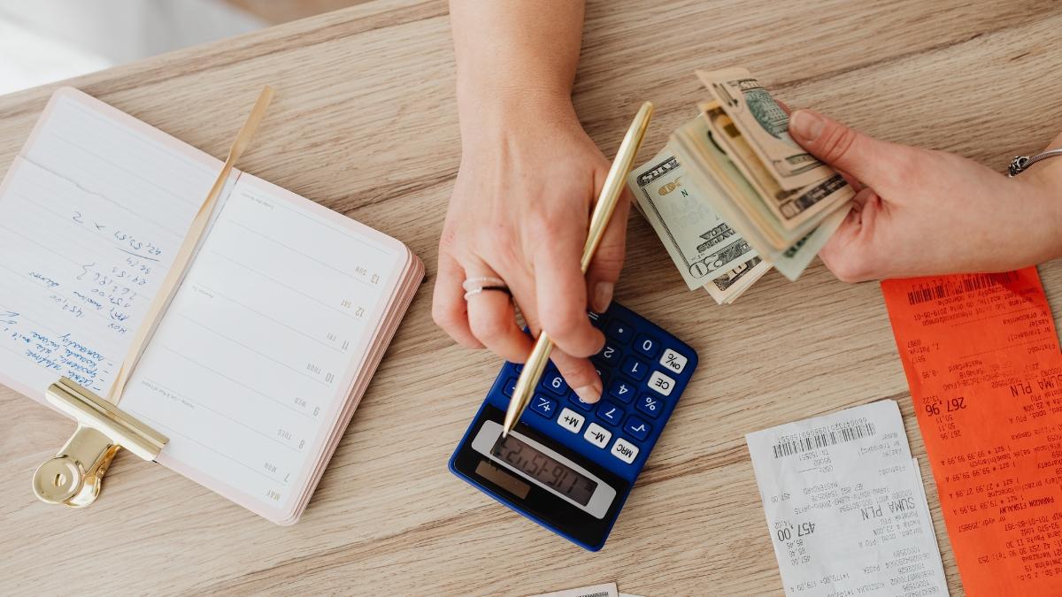 Debt Relief Options vs. Debt Consolidation: Understanding the Differences